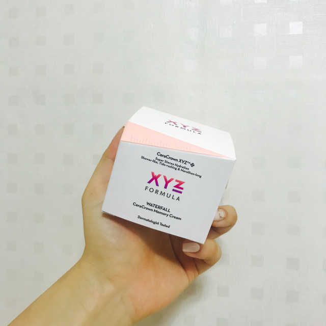 XYZ FORMULA 워터폴 라인 세라크라운 메모리 크림 리뷰 사진