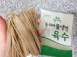 풀무원 여름별미 Best 냉면 세트 겨울동치미, 평양냉면 — 3점을 준 리뷰어가 2019년 6월 올린 사용 사진