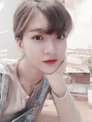 다슈코리아 다슈 포 맨  매트다운 스틱왁스 — 3점을 준 리뷰어가 2017년 4월 올린 사용 사진
