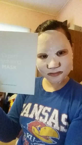 아이뽀 모든 피부 타입을위한 AIPPO Expert Hydrating Mask — 4.67점을 준 리뷰어가 2018년 3월 올린 사용 사진