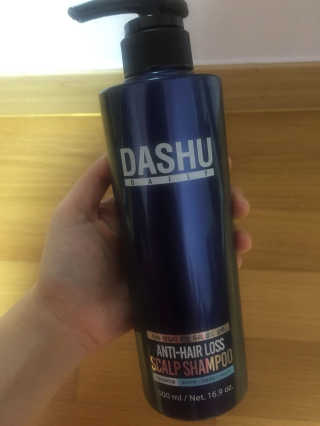 다슈코리아 다슈 데일리 한방 두피 골드 샴푸 500ml — 5점을 준 리뷰어가 2018년 1월 올린 사용 사진