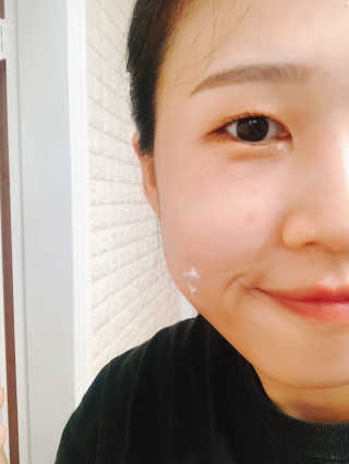 지고트 비타솔루션12 모이스처 앰플 크림 100ml — 4.5점을 준 리뷰어가 2019년 6월 올린 사용 사진