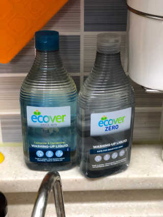 에코버 친환경 주방세제 450ml 무향+카모마일향 — 5점을 준 리뷰어가 2018년 12월 올린 사용 사진