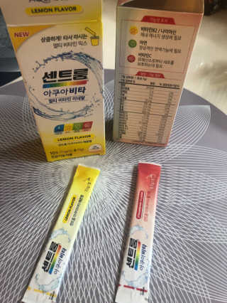 센트룸 아쿠아비타 레몬향, 딸기향 — 4점을 준 리뷰어가 2019년 7월 올린 사용 사진