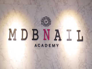 MDB네일 MBD네일 메종드보떼 왁싱 — 5점을 준 리뷰어가 2018년 8월 올린 사용 사진