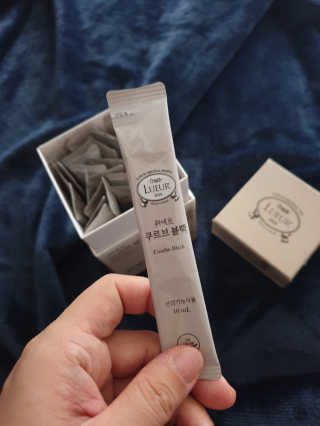 [하우투잇] 뤼에르 쿠르브 블랙 10ml x 30포 총 300ml — 5점을 준 리뷰어가 2020년 3월 올린 사용 사진