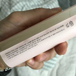 스프링풀 로얄 허니에센스미스트 — 5점을 준 리뷰어가 2018년 3월 올린 사용 사진
