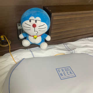 아임슬리핑 프리넥 참편한 메모리폼 경추베개 — 4점을 준 리뷰어가 2020년 1월 올린 사용 사진