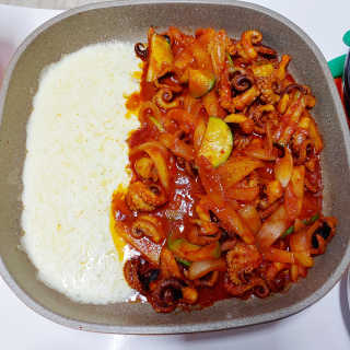바담가 불타는 쭈꾸미 볶음 만찬 set — 5점을 준 리뷰어가 2019년 12월 올린 사용 사진