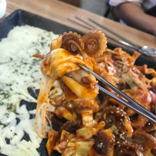[쭈퐁] 치즈쭈꾸미 2인or삼겹쭈꾸미 2인+볶음밥 — 5점을 준 리뷰어가 2018년 8월 올린 사용 사진
