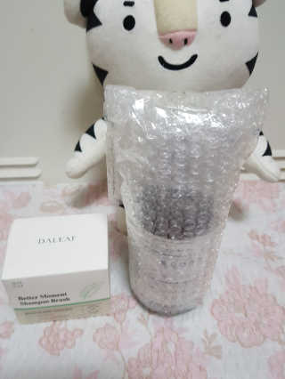 달리프 베러 퍼퓸 샴푸 1000ml 레이니데이 or 일랑로즈 — 5점을 준 리뷰어가 2019년 12월 올린 사용 사진