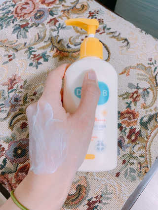 더마비 에브리데이 선블록 SPF50+ PA++++ — 3점을 준 리뷰어가 2019년 4월 올린 사용 사진
