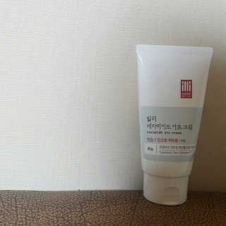 일리윤 세라마이드 아토 집중 크림 — 5점을 준 리뷰어가 2017년 6월 올린 사용 사진