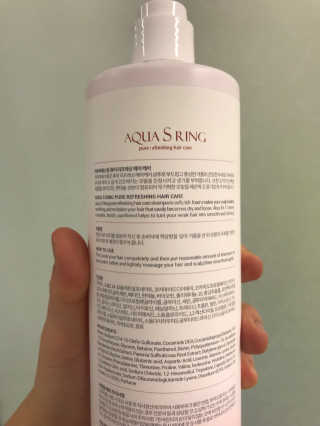 아쿠아큐링 아쿠아S링 퓨어리프레싱 헤어케어 500ml — 5점을 준 리뷰어가 2018년 8월 올린 사용 사진