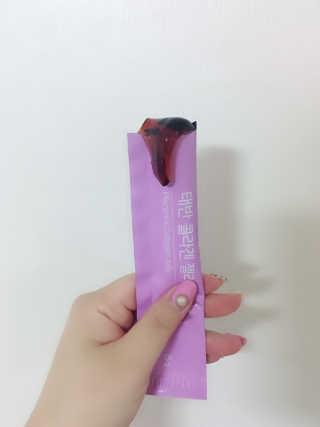 네츄럴굿띵스 태반 콜라겐 젤리 15포 — 5점을 준 리뷰어가 2018년 11월 올린 사용 사진