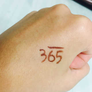 뷰티피플 365 스테이 워터프루프 브러쉬 펜 아이라이너(03호 어필브라운) — 4점을 준 리뷰어가 2016년 10월 올린 사용 사진