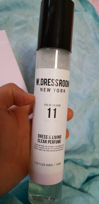 더블유드레스룸 신규향 드레스퍼퓸150ml — 5점을 준 리뷰어가 2018년 8월 올린 사용 사진