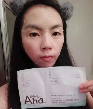 더뽀송랩 아하 필링 모이스처 에센스 크림 마스크 — 5점을 준 리뷰어가 2018년 9월 올린 사용 사진
