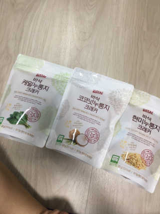 BASSAK 바삭 유기농 현미 누룽지 크래커 3종 — 4점을 준 리뷰어가 2019년 9월 올린 사용 사진