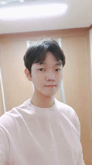 다슈코리아 다슈 볼륨 카페인 파워 에어부스터 120ml — 5점을 준 리뷰어가 2019년 10월 올린 사용 사진