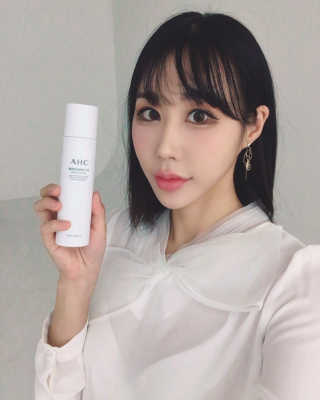 AHC 에이 에이치 씨 미니멀 10 워터리 에센스 — 4.33점을 준 리뷰어가 2018년 12월 올린 사용 사진