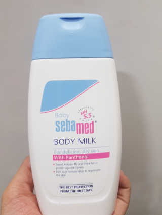 세바메드 베이비 바디밀크 200ml — 4.5점을 준 리뷰어가 2019년 12월 올린 사용 사진