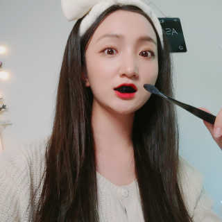the naked object 디블랙팩치약 디블랙칫솔 세트 — 5점을 준 리뷰어가 2020년 1월 올린 사용 사진