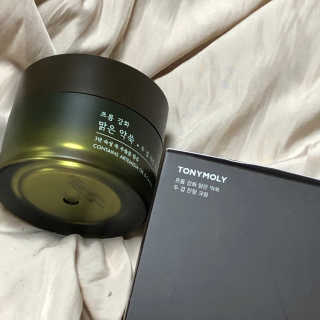 토니모리 프롬 강화 맑은 약쑥 두 겹 진정 크림 — 5점을 준 리뷰어가 2019년 9월 올린 사용 사진