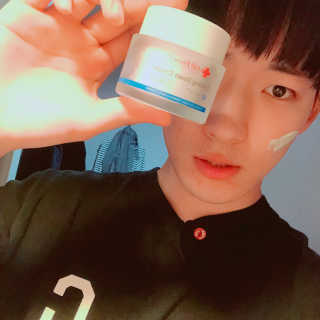 셀퓨전씨 카밍 다운 크림 — 4.67점을 준 리뷰어가 2018년 11월 올린 사용 사진