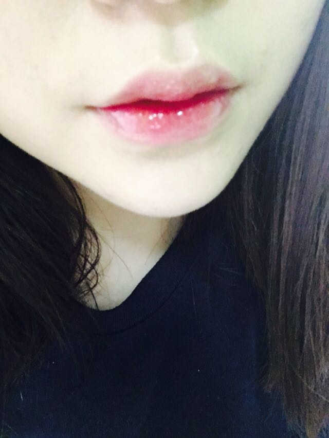볼륨립코트 리뷰 사진