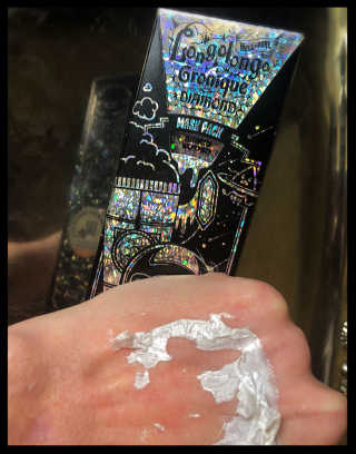 엘리자베카 Elizavecca  LongoLongo Gronique Diamond Mask Pack — 1점을 준 리뷰어가 2018년 7월 올린 사용 사진