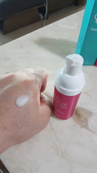 폼글 I foamgle [폼글] 거품가글 50ml 3종 - 민트, 라벤더, 라즈베리 — 5점을 준 리뷰어가 2019년 10월 올린 사용 사진
