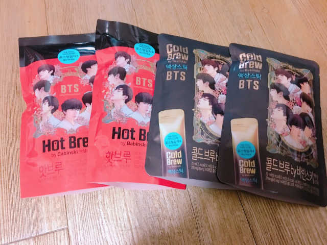 콜드브루, 핫브루 액상스틱 BTS 일러스트 리뷰 사진