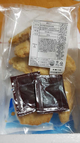 네이처플로우 올립 닭도그 450g 2팩 무료소스 2팩증정 1팩당 80g — 5점을 준 리뷰어가 2018년 11월 올린 사용 사진
