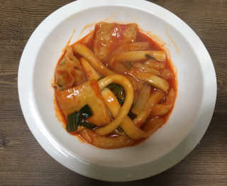 두번째 국떡 국가대표 떡볶이 1팩 + 영미칩 2봉 증정 — 3점을 준 리뷰어가 2019년 2월 올린 사용 사진