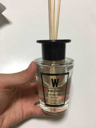 더블유드레스룸 퍼퓸 디퓨저 70ml — 4.5점을 준 리뷰어가 2018년 6월 올린 사용 사진