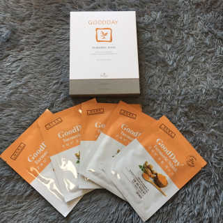 GoodDay Skincare GoodDay 강황 마스크 — 4점을 준 리뷰어가 2020년 2월 올린 사용 사진