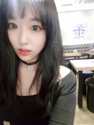 밀키드레스 바비메이크 펜 아이라이너 — 5점을 준 리뷰어가 2018년 9월 올린 사용 사진