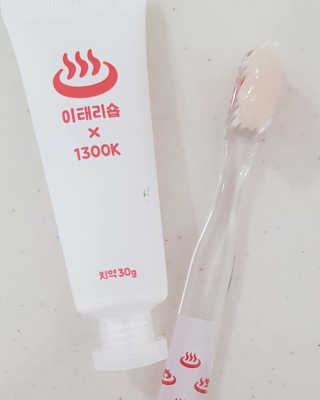 이태리숍 덴탈케어_치약 칫솔 — 4.17점을 준 리뷰어가 2018년 4월 올린 사용 사진