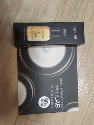 세포랩 바이오제닉 에센스 30ml 특별팩 — 5점을 준 리뷰어가 2018년 5월 올린 사용 사진