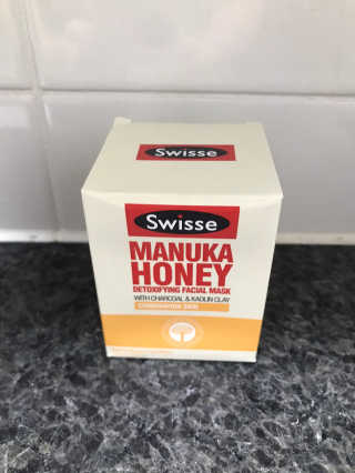 SWISSE 스위스 마누카 허니 디톡시파잉 페이셜 마스크 — 5점을 준 리뷰어가 2020년 1월 올린 사용 사진