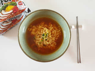 라면 그대로가 제일 맛있는 더엄마라면 — 3점을 준 리뷰어가 2019년 7월 올린 사용 사진
