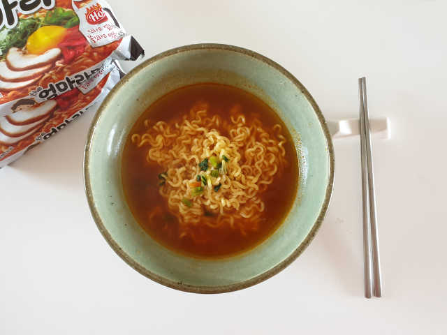 라면 그대로가 제일 맛있는 더엄마라면 리뷰 사진
