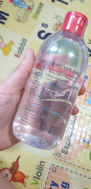 솔테라피 안나 트러블 토너 300ml — 5점을 준 리뷰어가 2019년 4월 올린 사용 사진