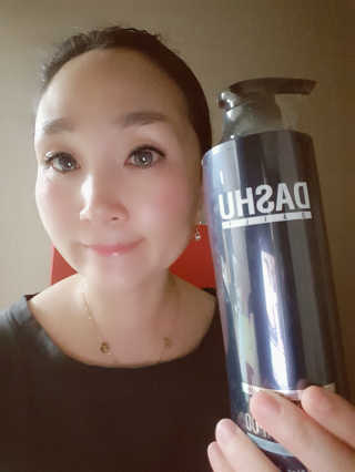다슈코리아 다슈 데일리 단백질 한방 두피 골드 샴푸 500ml — 5점을 준 리뷰어가 2018년 11월 올린 사용 사진