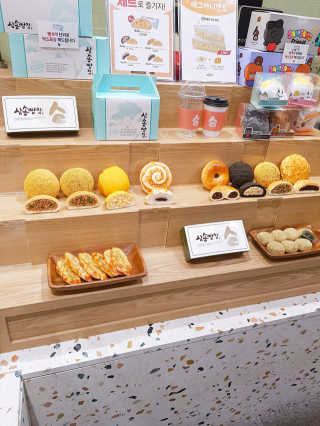 삼송빵집 부천점 [삼송빵집 부천역사점]삼송빵집 특별세트 — 5점을 준 리뷰어가 2019년 8월 올린 사용 사진