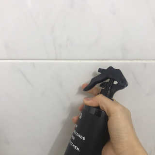 PEACE MOMENT 피스모먼트 인세컨즈포키친 320mL 천연살균소독제 — 3점을 준 리뷰어가 2019년 2월 올린 사용 사진