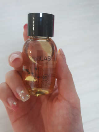 세포랩 바이오제닉 에센스 30ml 특별팩 — 5점을 준 리뷰어가 2018년 4월 올린 사용 사진