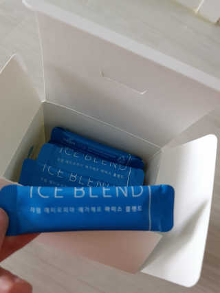 (주)쟈뎅 [쟈뎅] 에스프레소스틱 아이스블렌드 — 5점을 준 리뷰어가 2019년 4월 올린 사용 사진