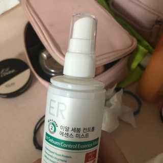 Dr.메디션 이알세붐컨트롤 에센스미스트 [피지조절] — 5점을 준 리뷰어가 2018년 8월 올린 사용 사진